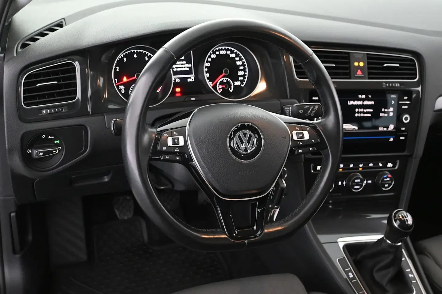 Car Image - 3AEGBZB43VFtUNYuhwuFLL