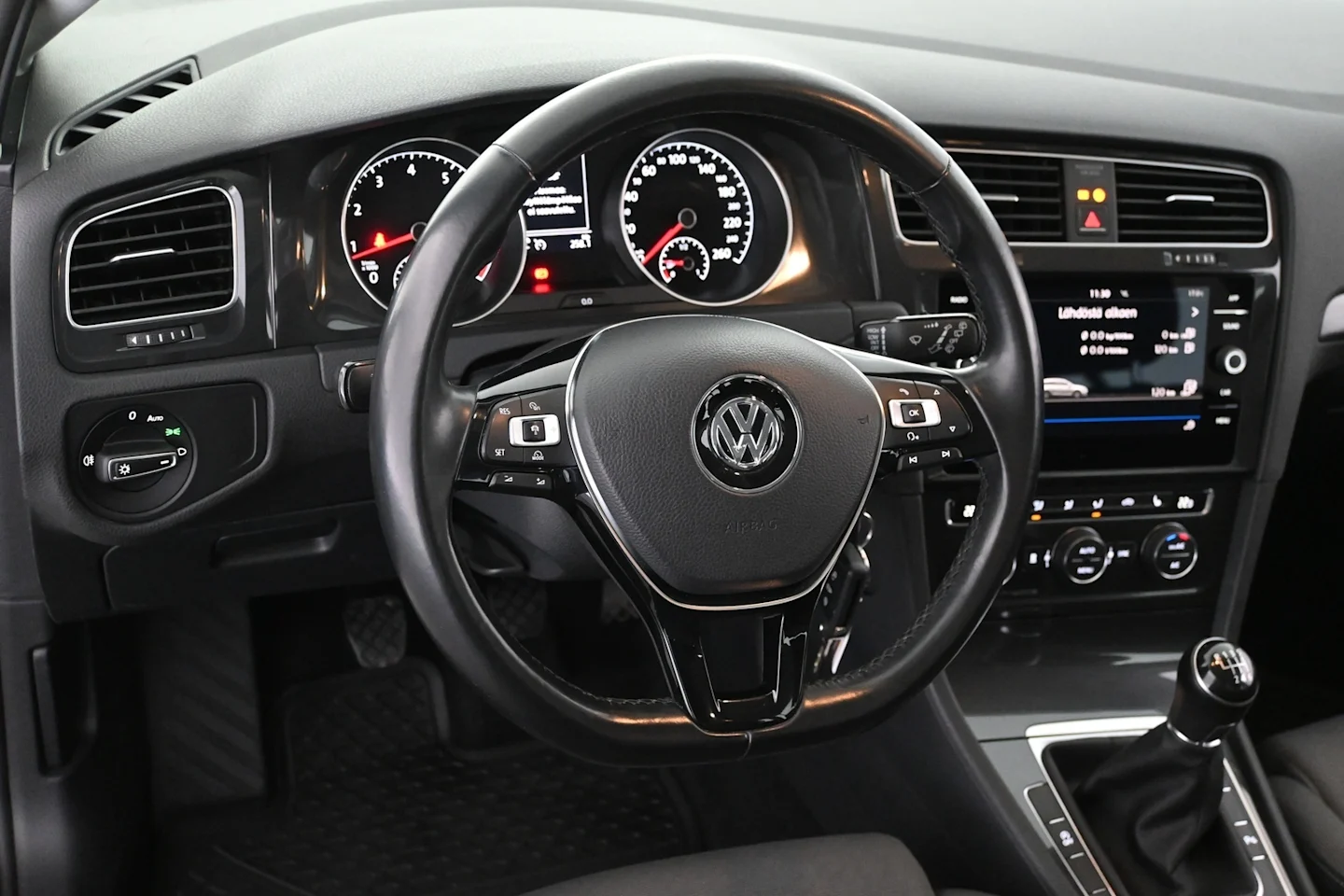 Car Image - 3AEGBZB43VFtUNYuhwuFLL