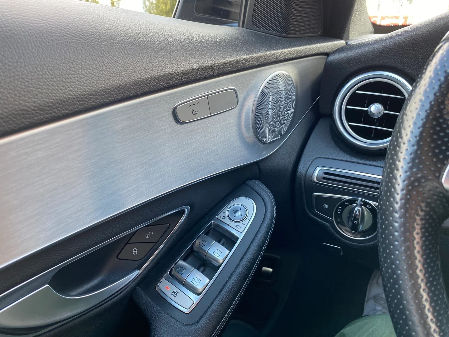 Car Image - 79Fxs9FZnWppxjEM3c4fPI