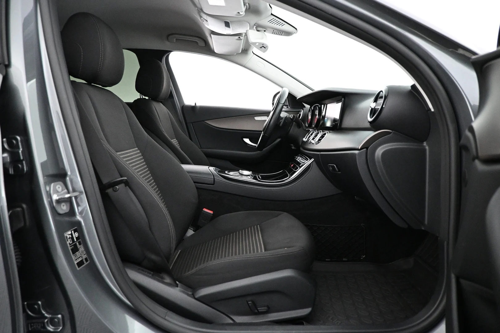 Car Image - 5DkdLWNkQQcC46QNSS8G3x