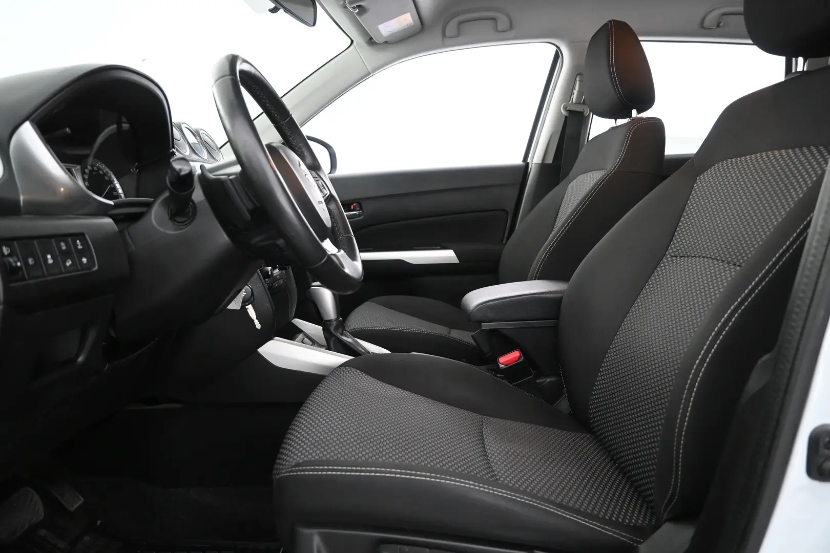 Car Image - LNDLtHXkQynyBfC19vRNQ