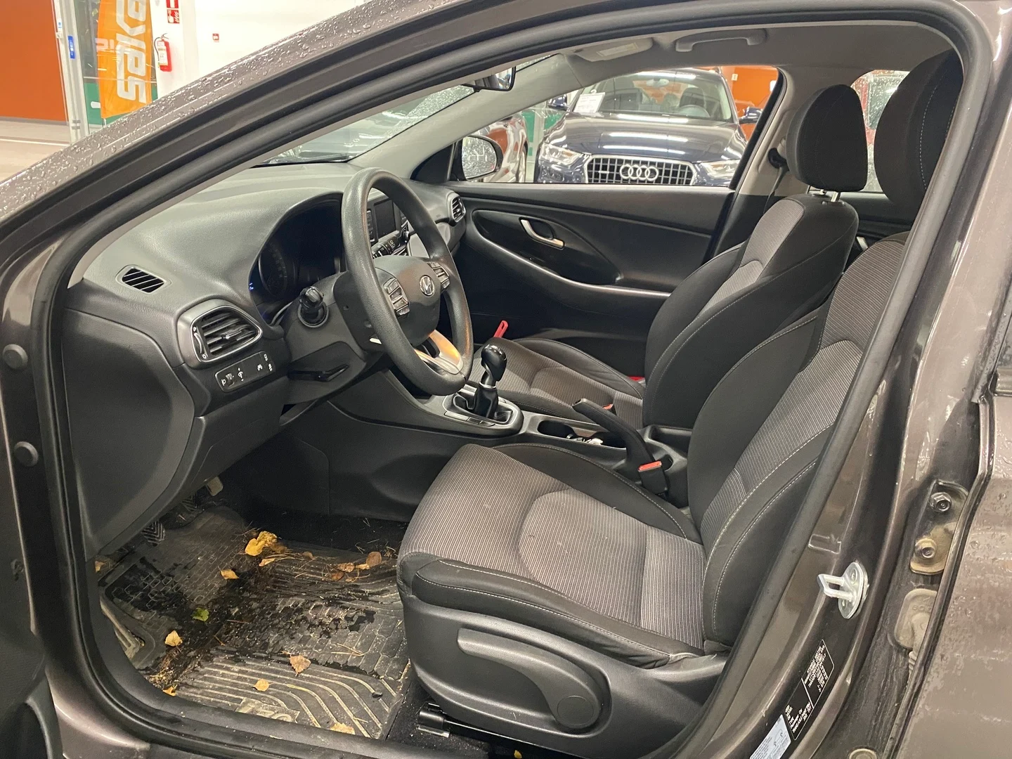 Car Image - 2Uns1LfoE3SJ5NWfvokk4l