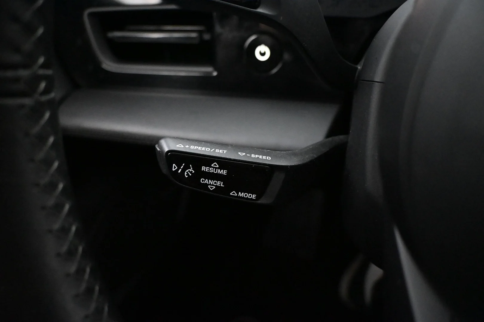 Car Image - 4RvPWF6d7k8J0zqOx9rwLX