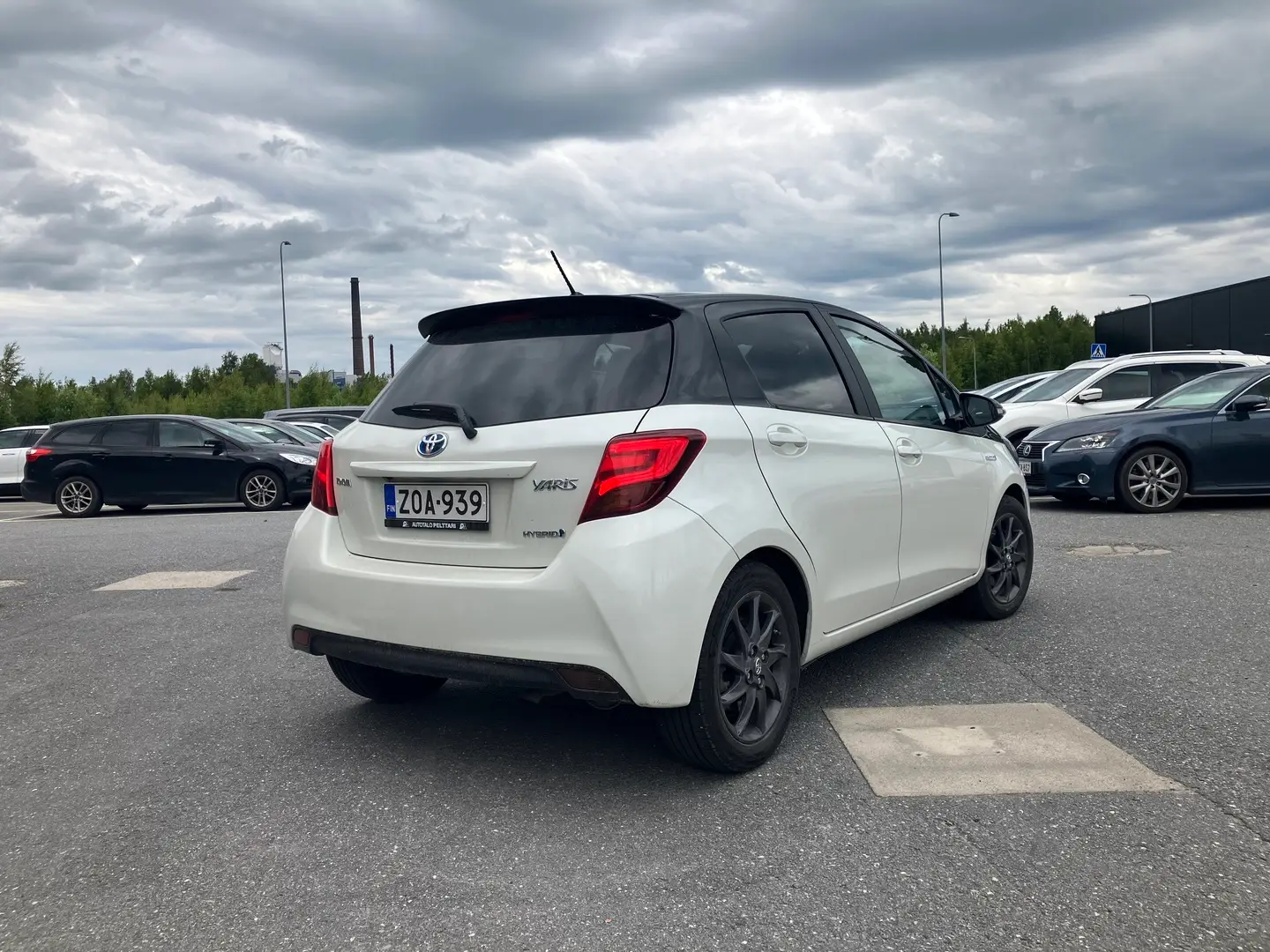 Car Image - tANd56e4Aq4nLHIhpZrZH