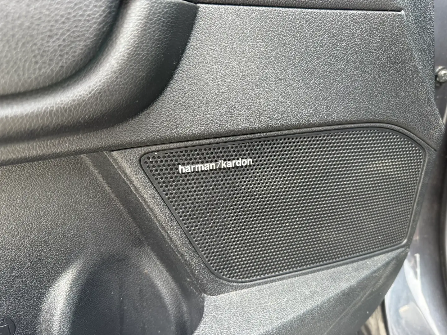 Car Image - 2iKhYbbW1Hu2n5Qz9ydLwJ