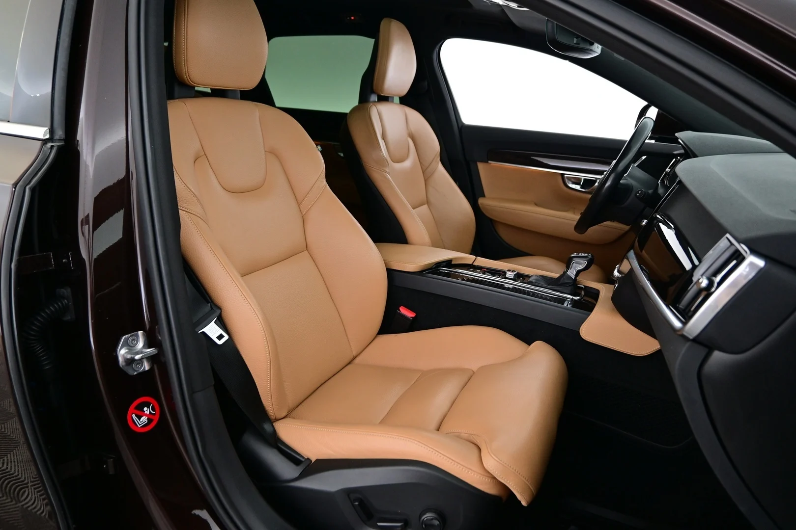 Car Image - 45VTkFb6jLwHM0J3XCWz4V