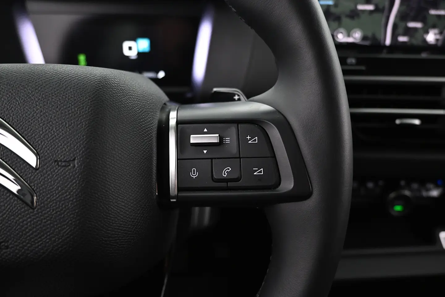 Car Image - F8gdf1eQfRfZ3XwGLguMB