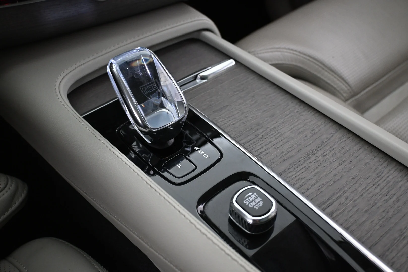 Car Image - 4ZqDTRsvlGS4CrOULpnCnd