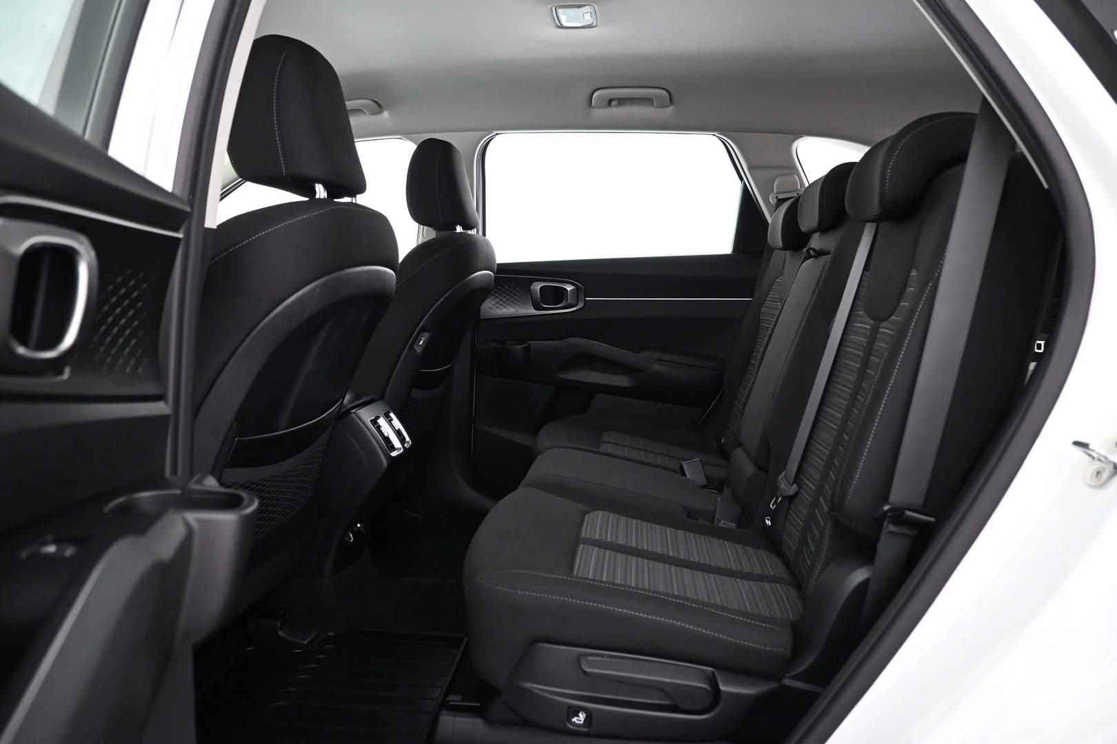 Car Image - KIufpjexzqoJKhO4aEhgW