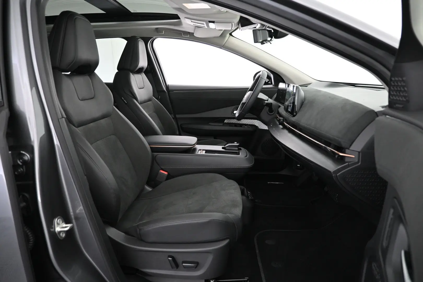 Car Image - 6DFXnV5ZosA8ZgQ8udY5Gt