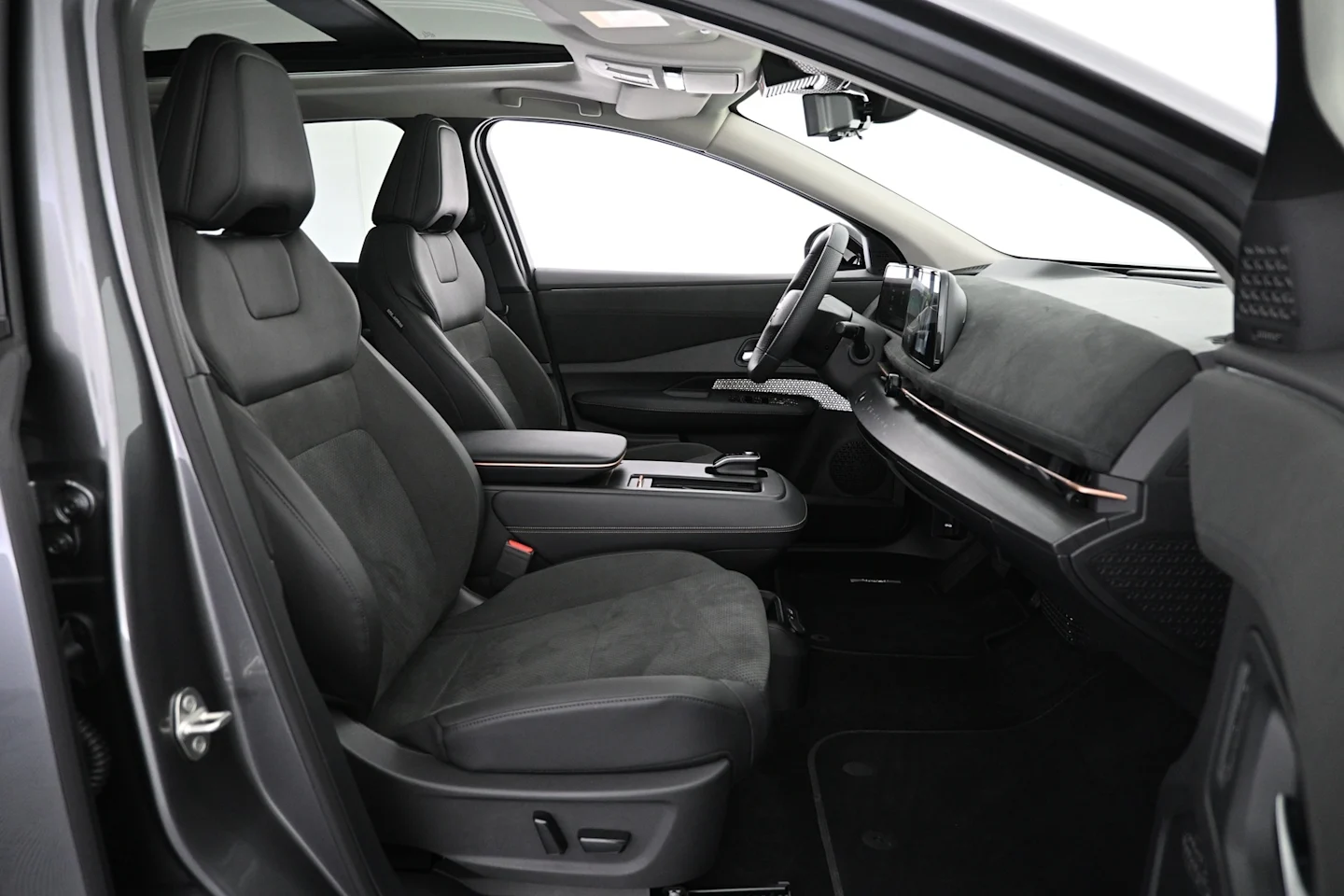 Car Image - 6DFXnV5ZosA8ZgQ8udY5Gt
