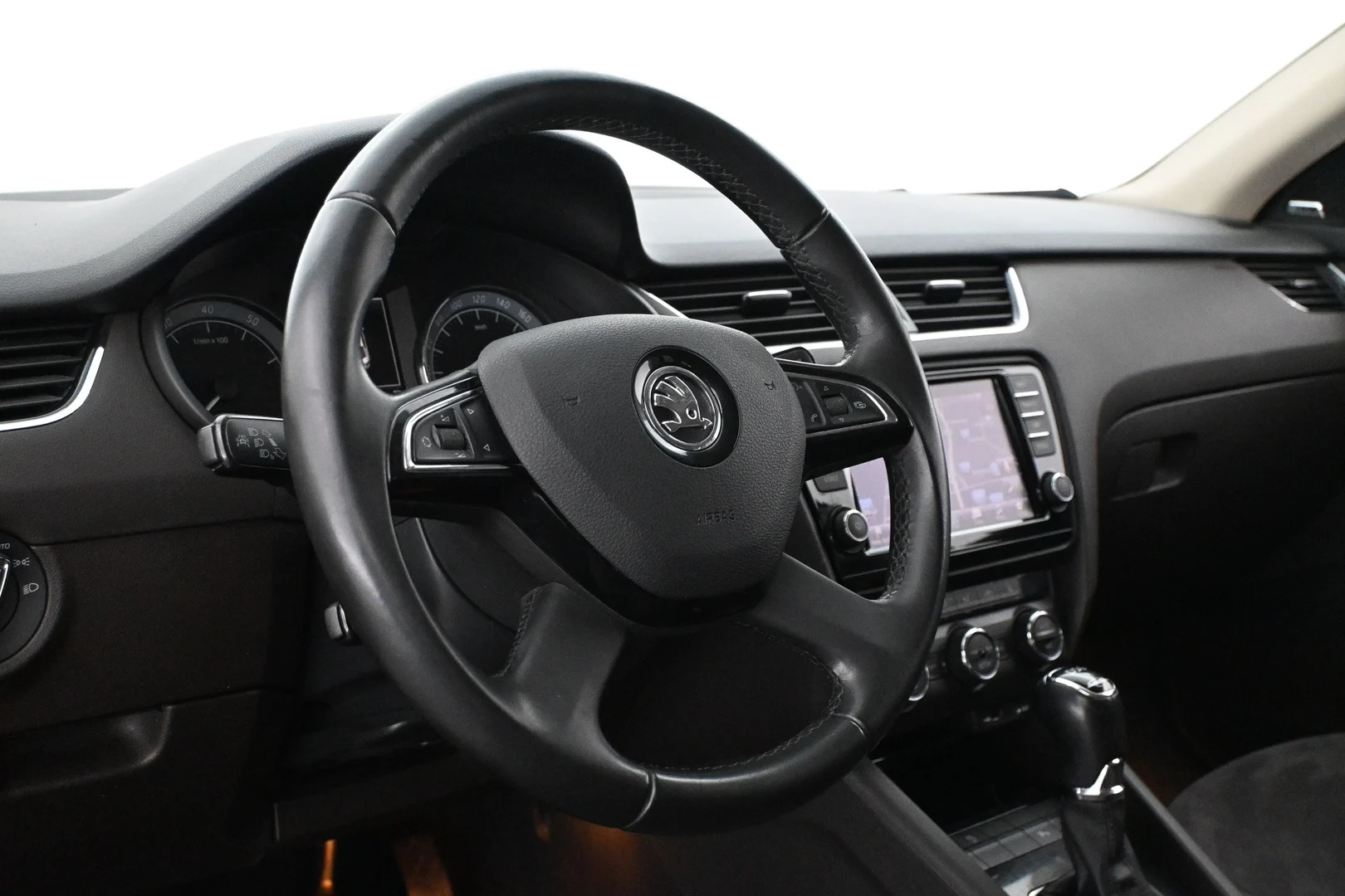 Car Image - 35xFRN5wE2tRrpM05gO0T9