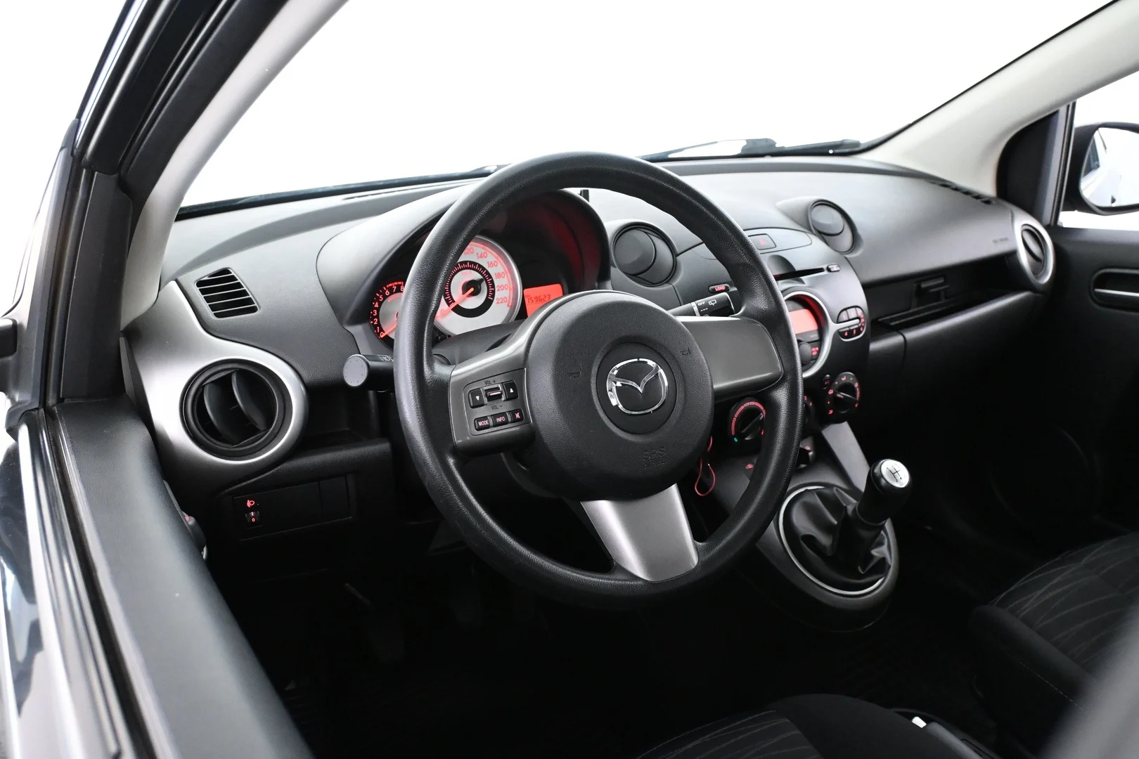 Car Image - 51KeEw8PdddbFpIEevtnoQ