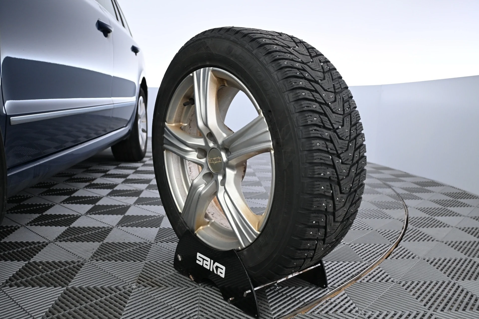 Car Image - 78GMi4bygy8obu5HcYMRBC