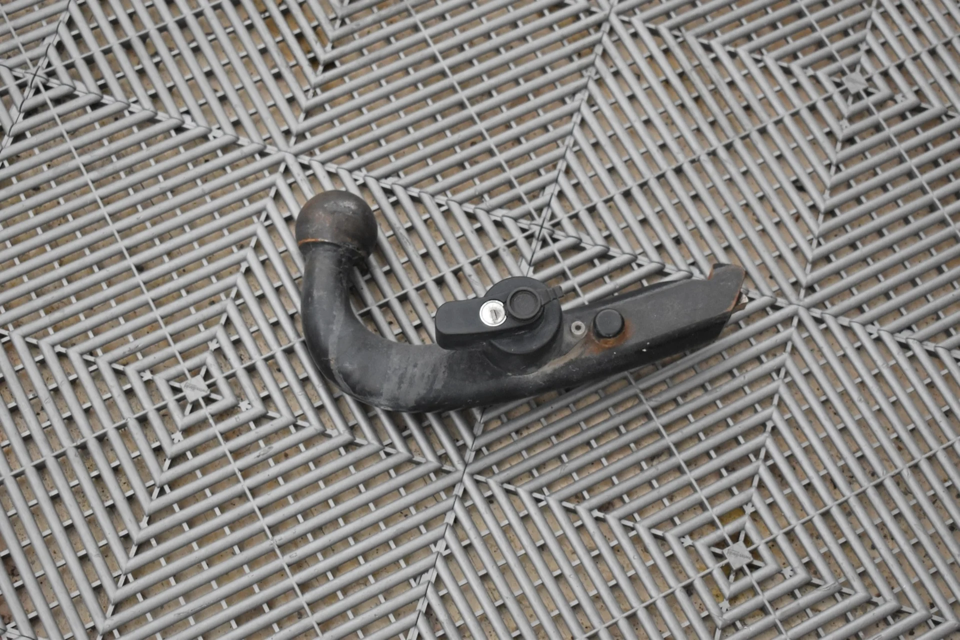 Car Image - 6yx4PC0leOzFzBO3UplpDW