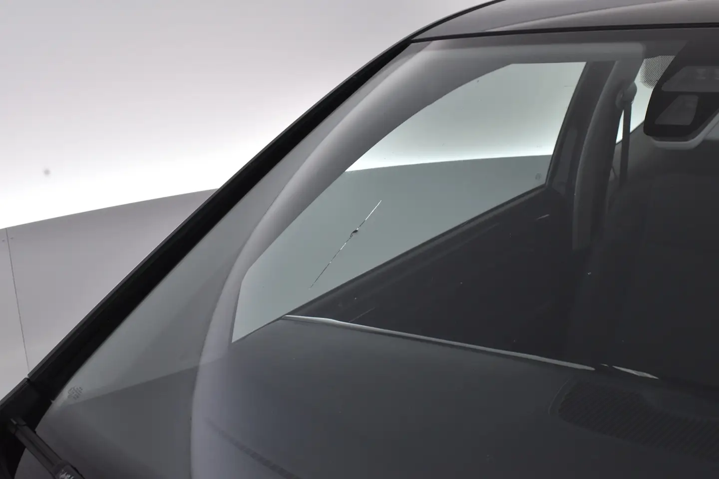 Car Image - 4GDMc3bF7hEyRjmBiyvxBf