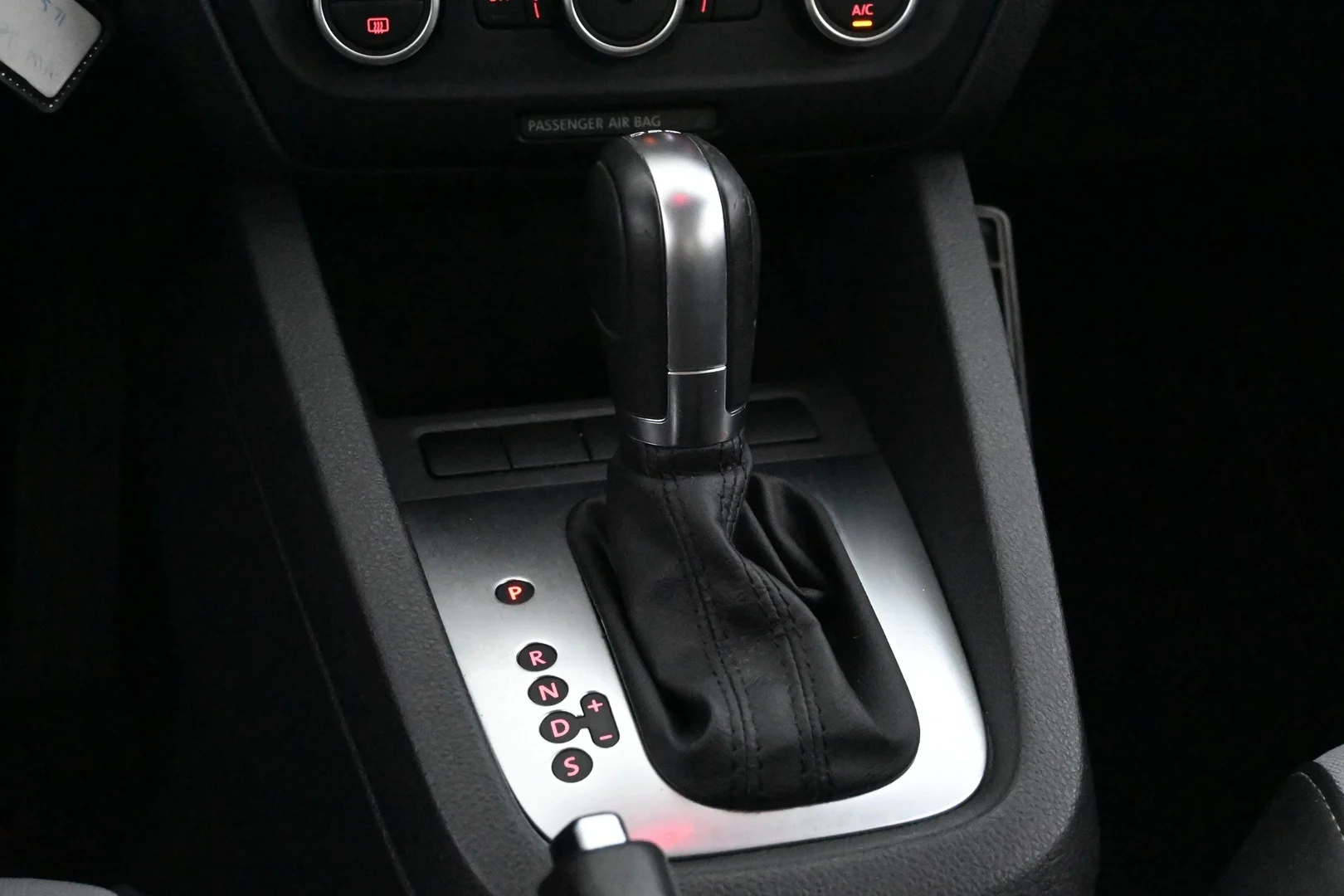 Car Image - 5kFV8JC0ij3tAlBCNCDoa3