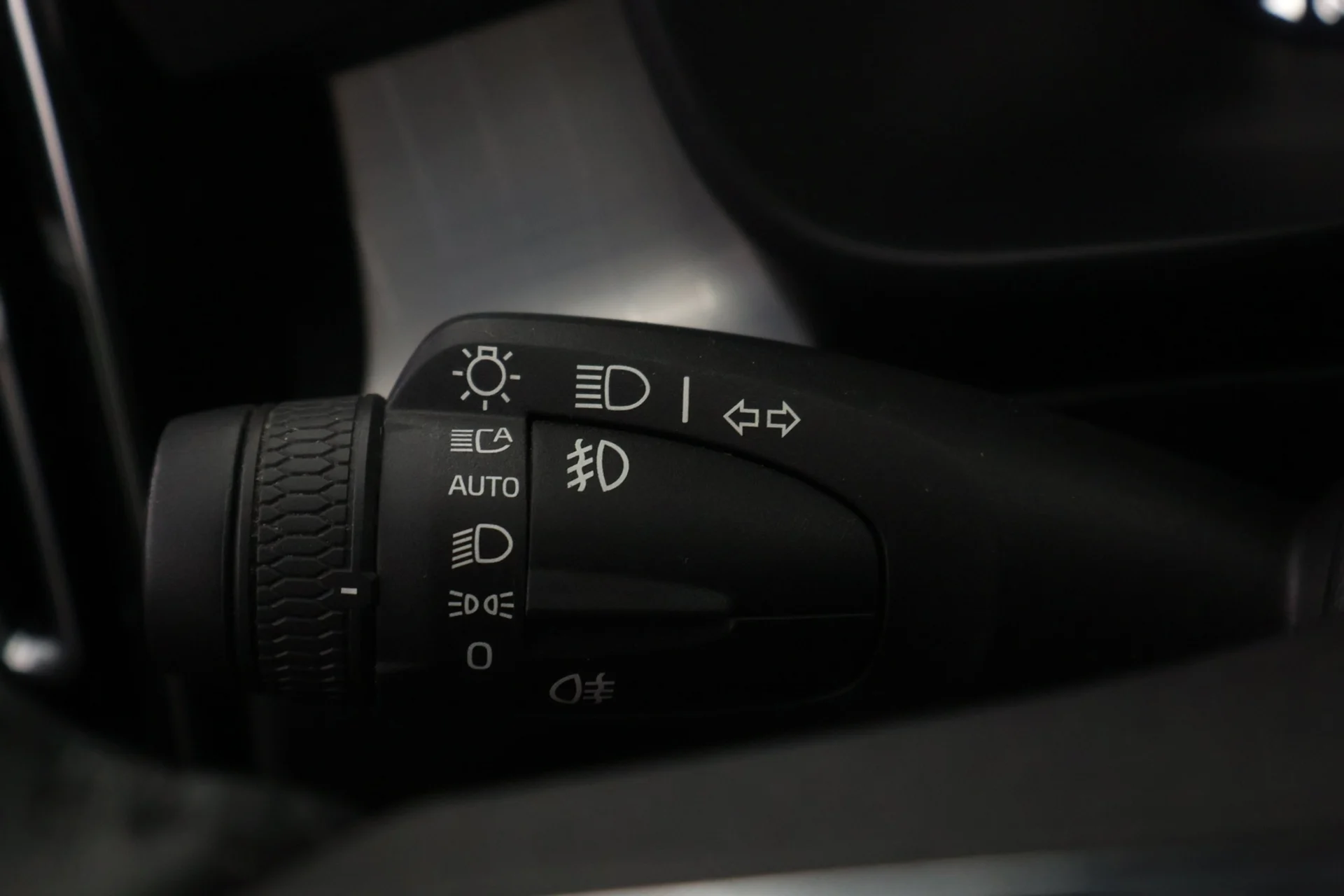 Car Image - 5XQbX6AyM9ZNFRsYMsFtPK