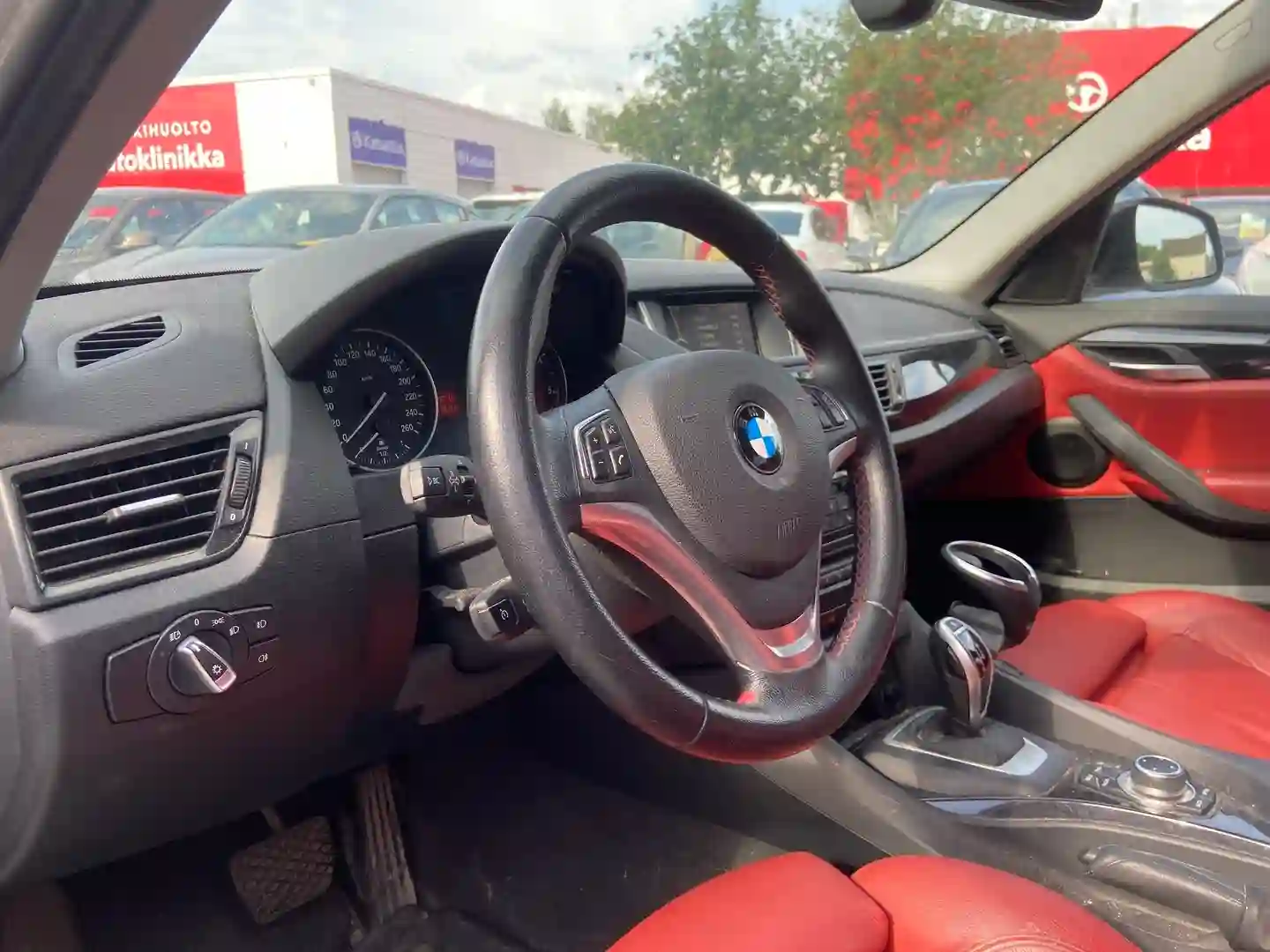 Car Image - xQtD4Z5BuJfAoDk54j3oY