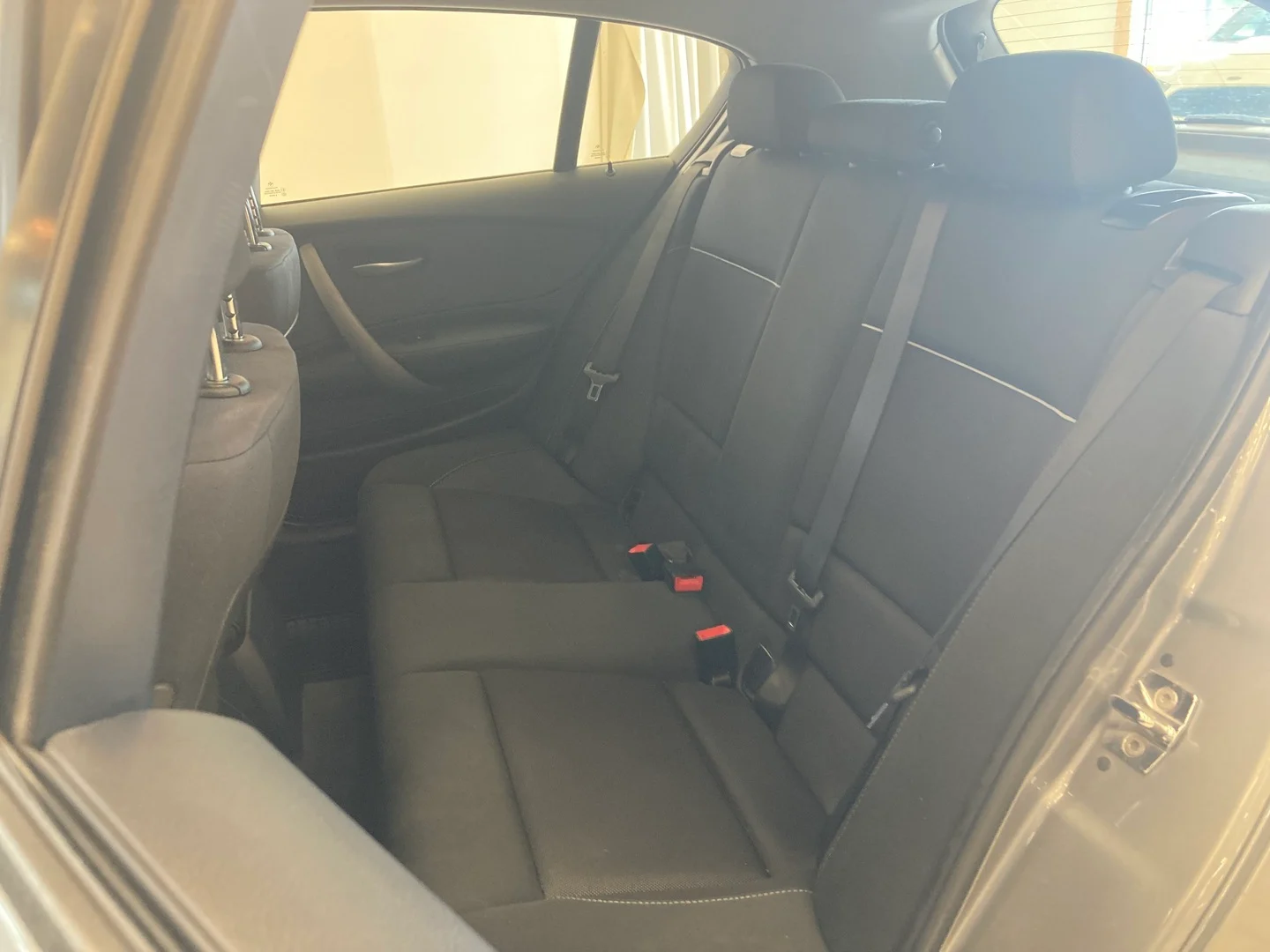 Car Image - 17mRKy1hlgkmXzBNQA96Yf