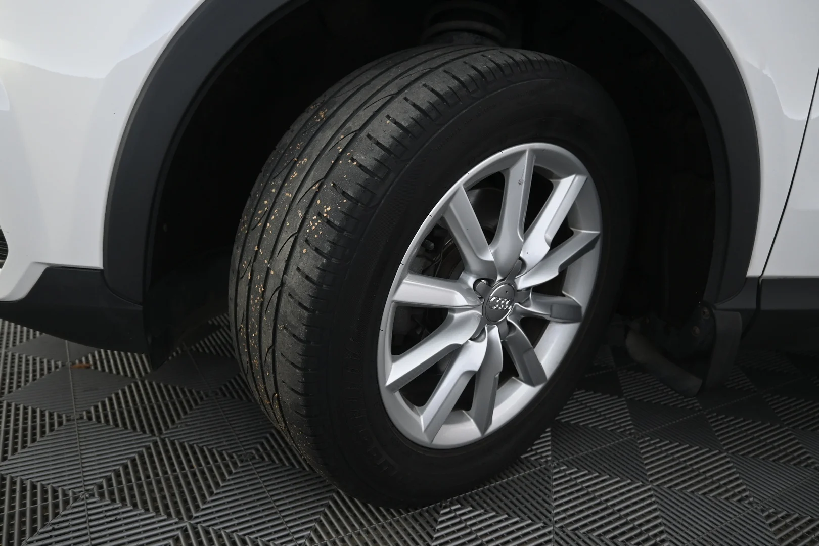 Car Image - 4j3ytmA3wLXlPuF8IjLi1T