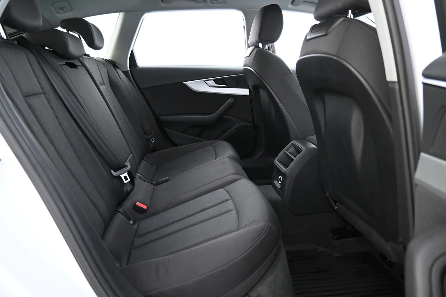 Car Image - nxI84AQgQCNrelsmhFeRt