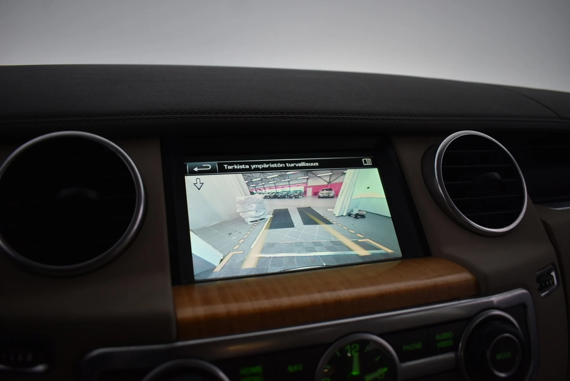 Car Image - ZEkAsc5TcMgAPnhcfie0J