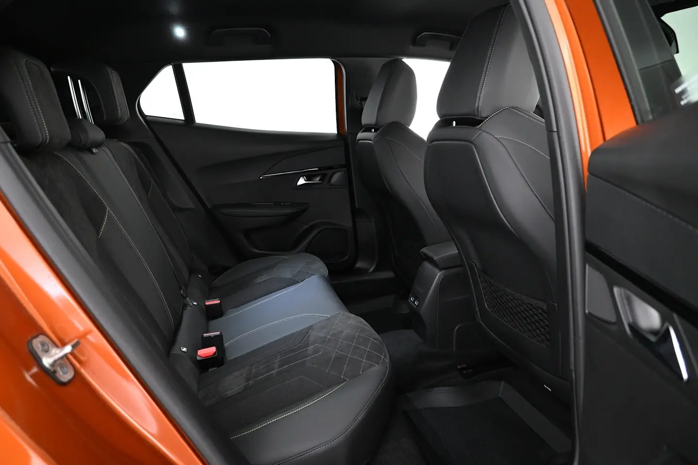 Car Image - 53q8NnG9mXhyfu56GAVWBg