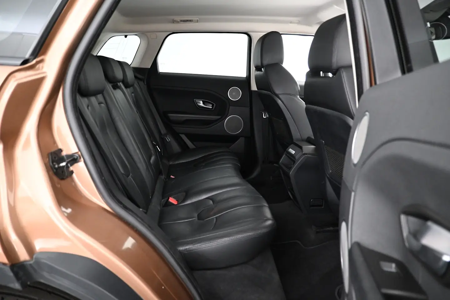 Car Image - 7I97MNOkSkvTVElPhAz6TJ