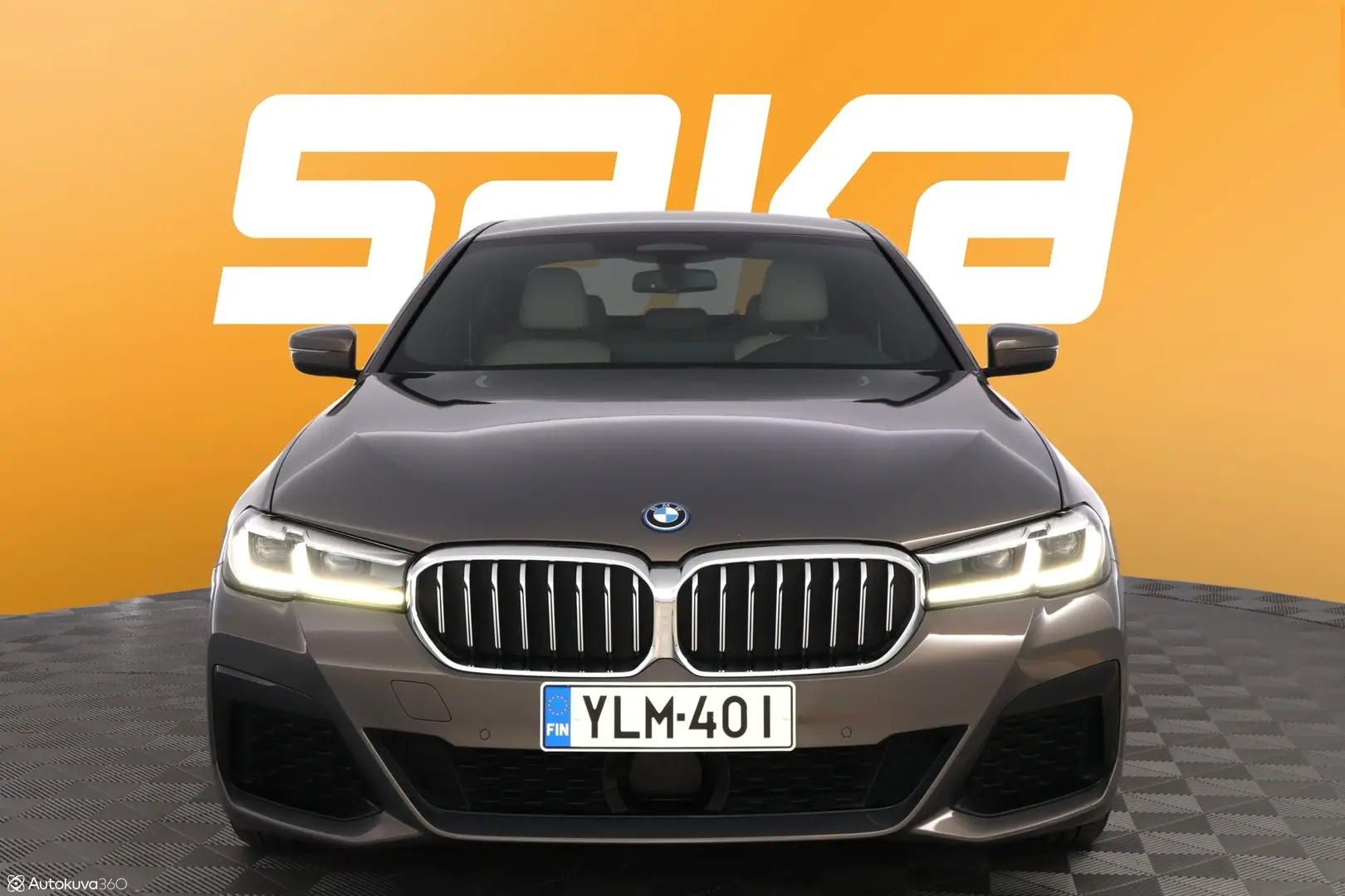 Car Image - Djc6MNlO7fIsLBGbGnamb