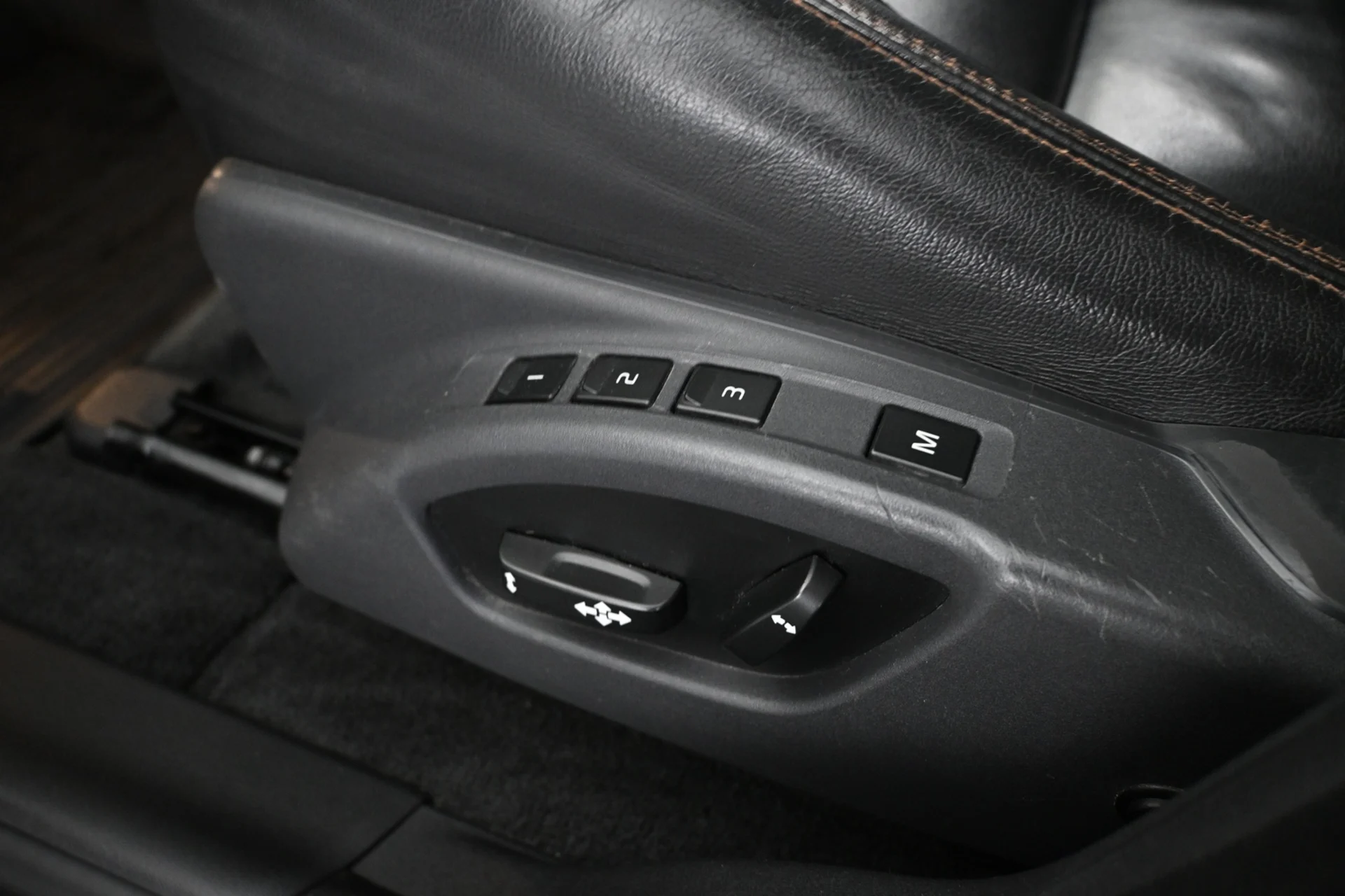 Car Image - 3wEMiEHtDJckNKkqoFWtf4