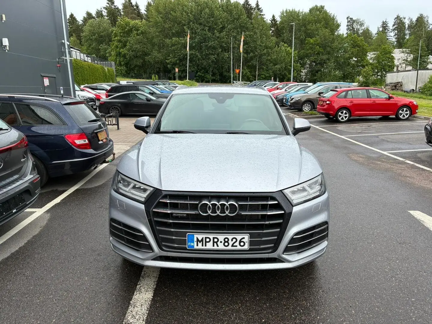 Car Image - 2LaAzPFZH6mEj3ceNtOOYl