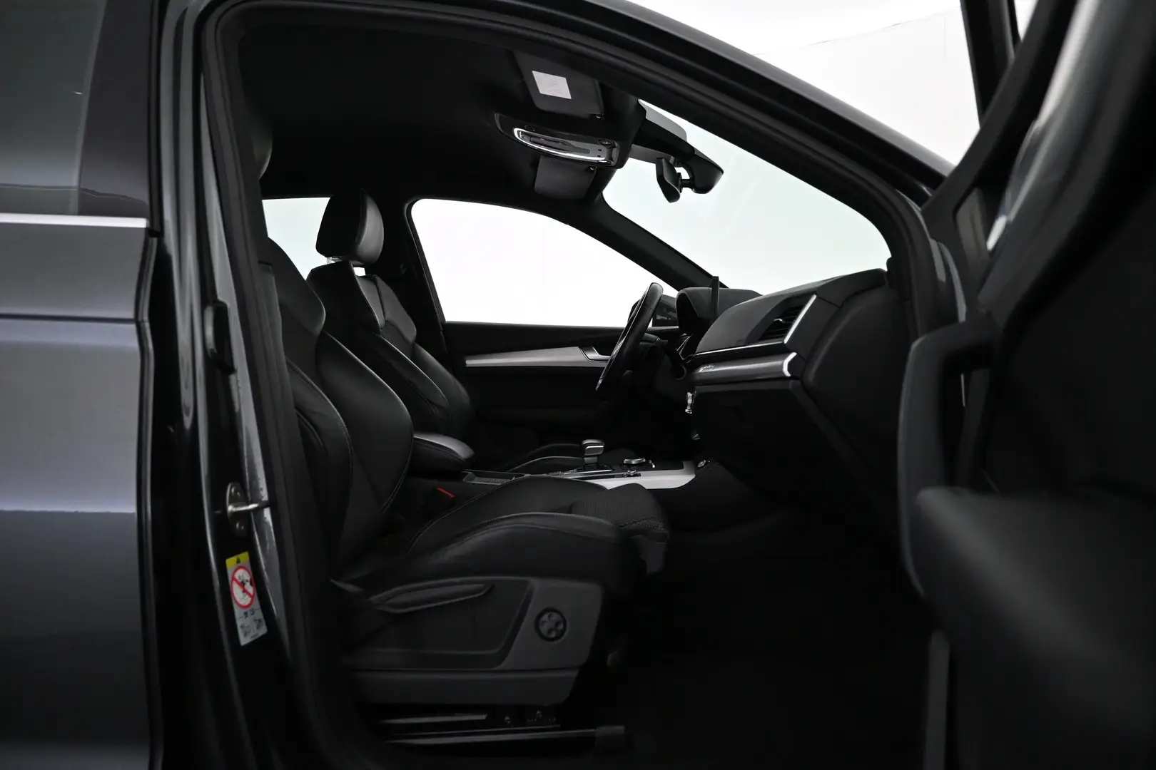Car Image - 3uQYyoqqhH3JWsFuqzKwpn