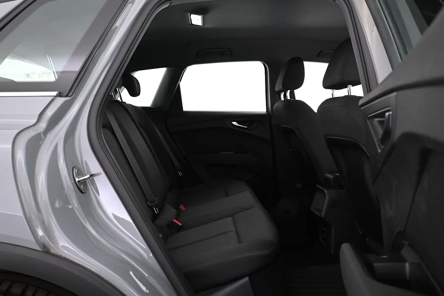 Car Image - 17OXqzXAatYYIxe4JVGN0G