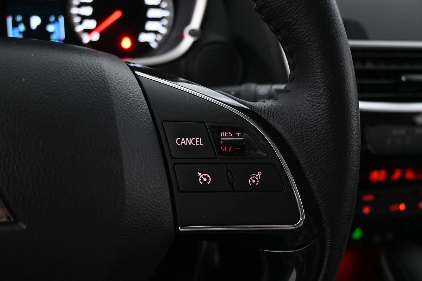 Car Image - Ajl1g6a4ZOscBmtZ5cDgc