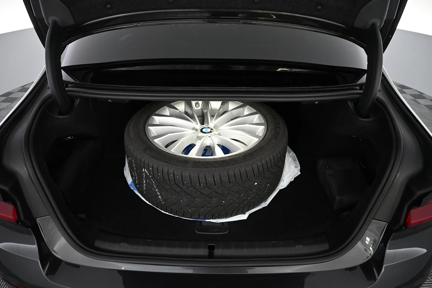 Car Image - 4CFbsftWQ6f1ESiVdTc7f