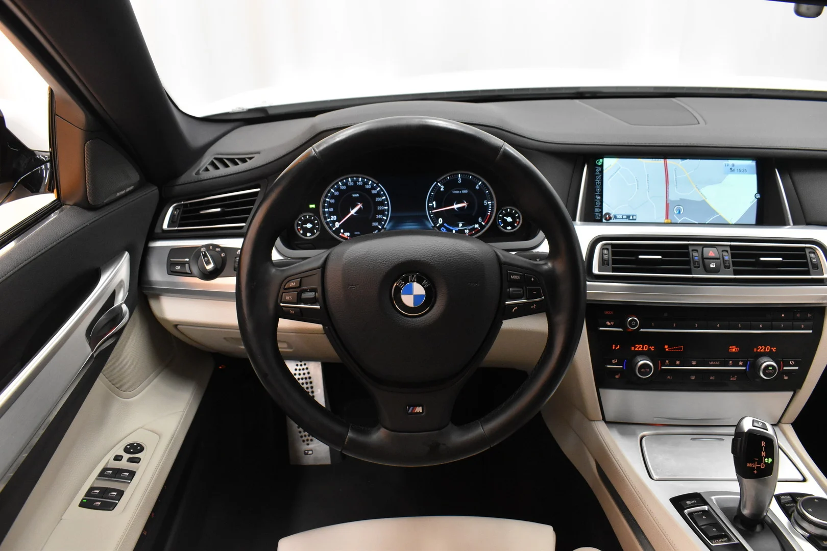 Car Image - 5I69qVt0EjUyJxTT4jmH6w
