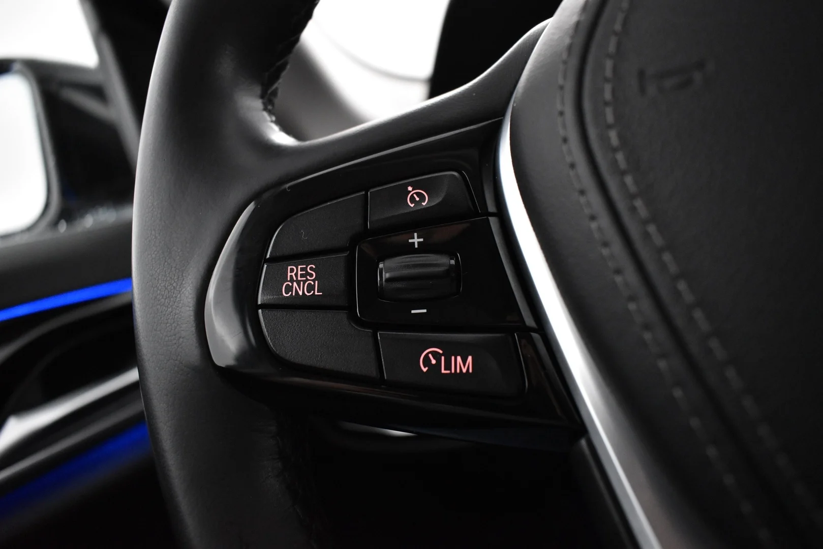 Car Image - 5bLjviMffSCLn6bsLhoviA