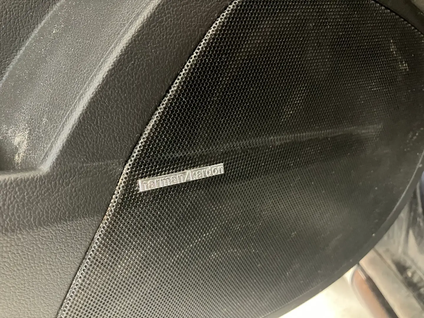 Car Image - 1aKUHnX1JDkFvxR7H8yOoL