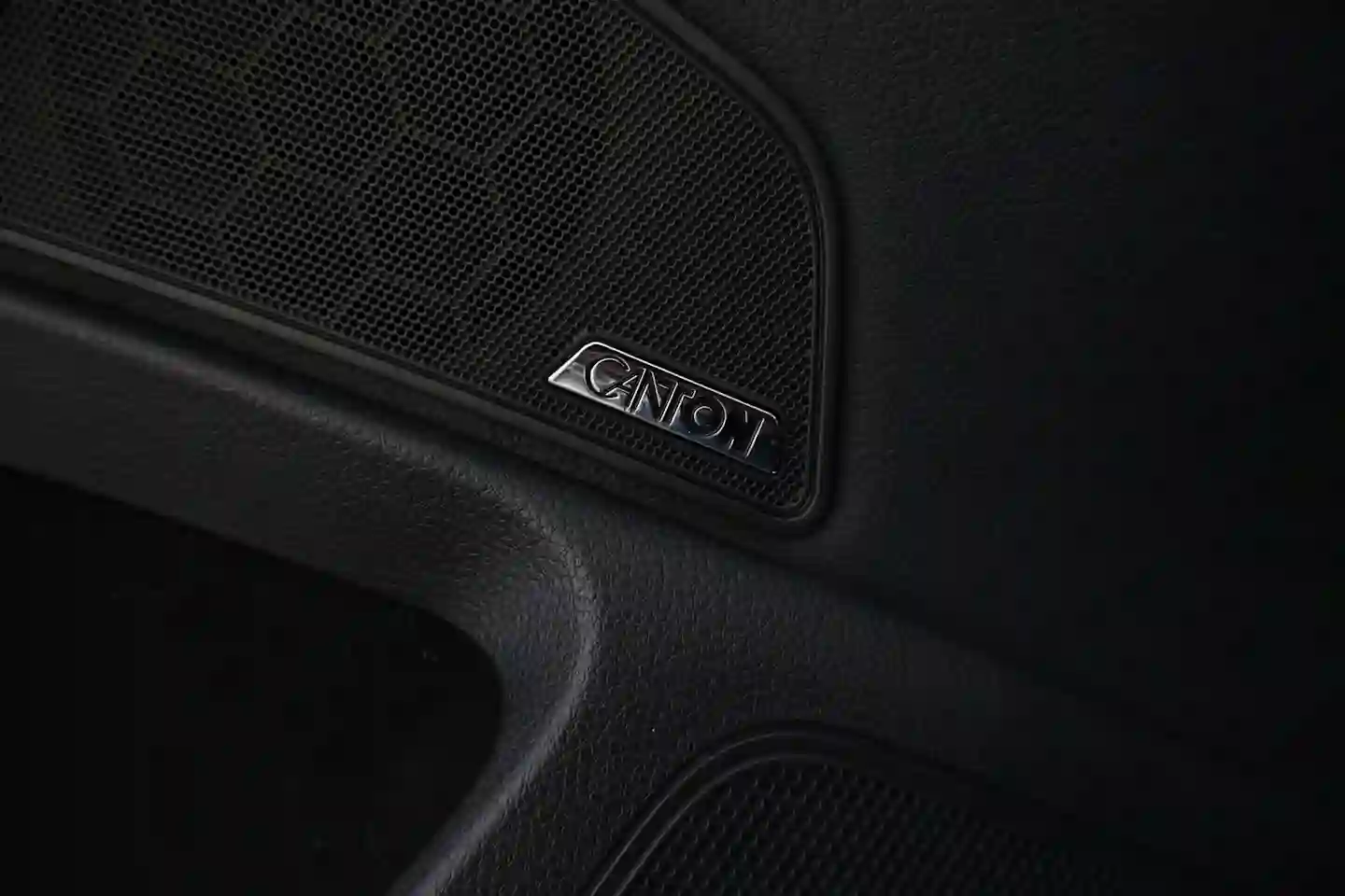 Car Image - 3Xb1gfBH5OfUhDmUNXWZVn