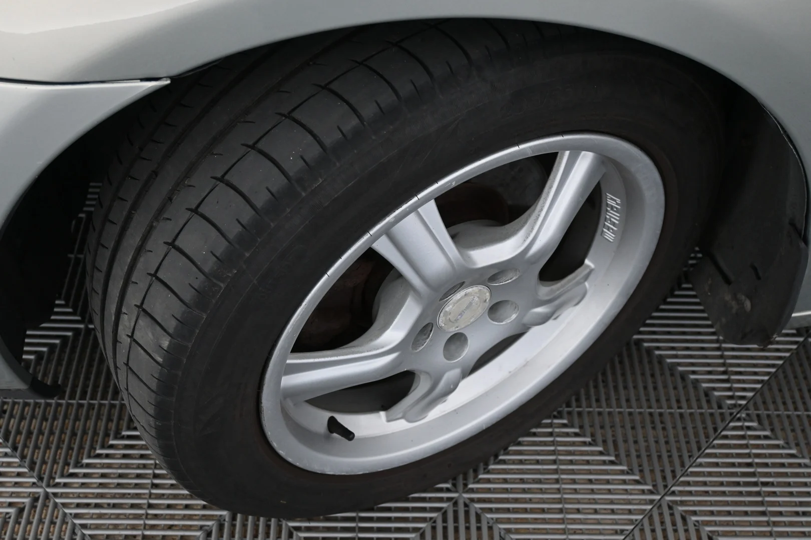 Car Image - 22Ss6PZVMPYl7zYCnjC2Z3