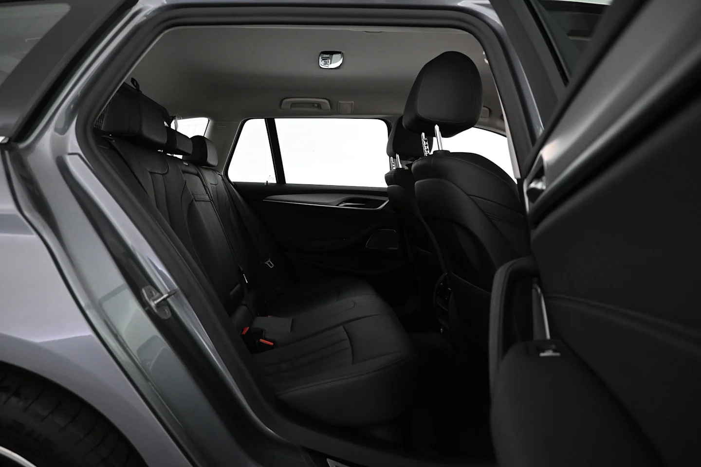 Car Image - kr7pnG4mbAKGMarqEtShd