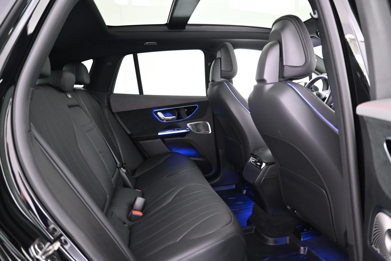 Car Image - 2RpnrQyjeTZYzilcHOpd1g