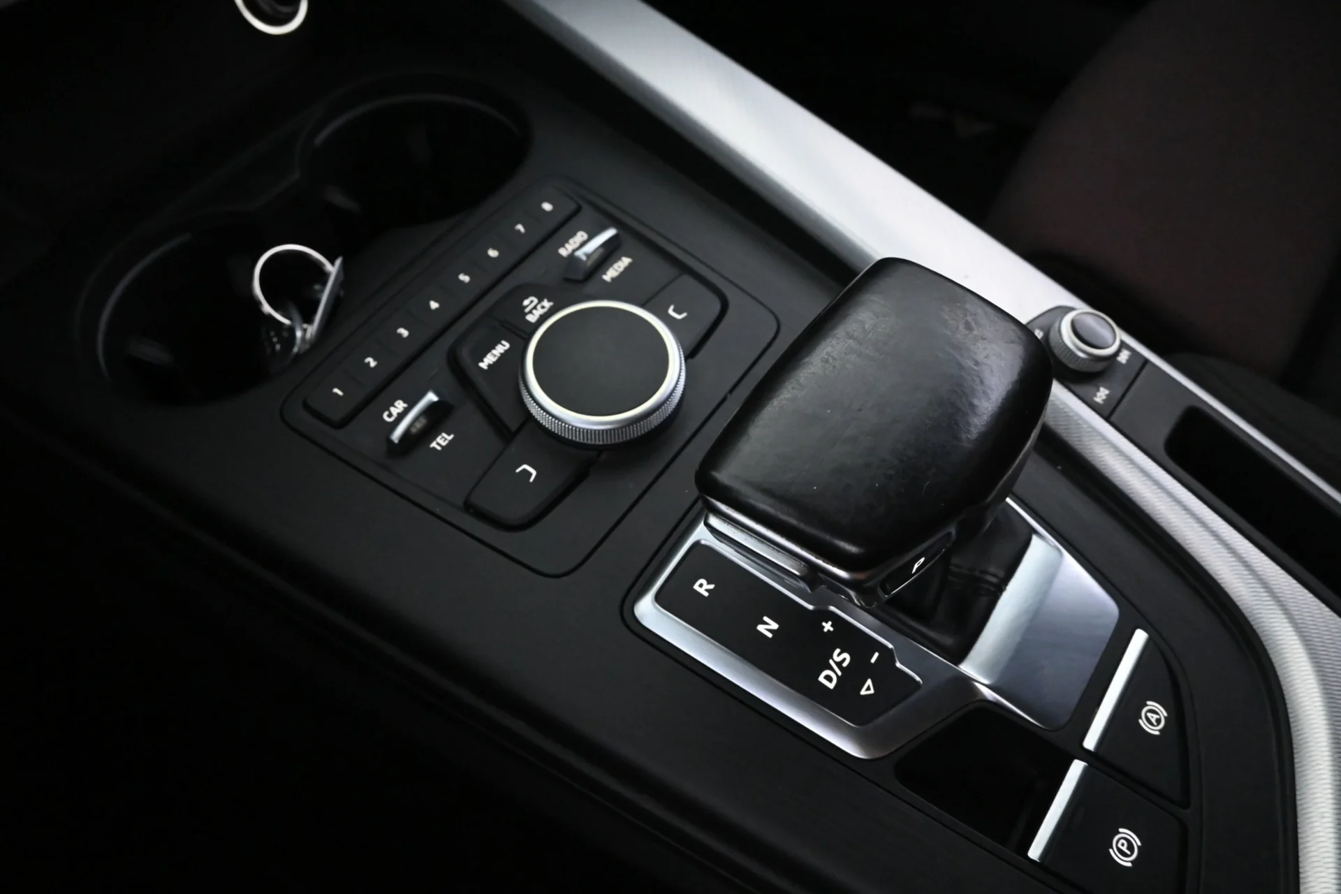 Car Image - 2A1Rk5YV7nTIVQNIiacGlt