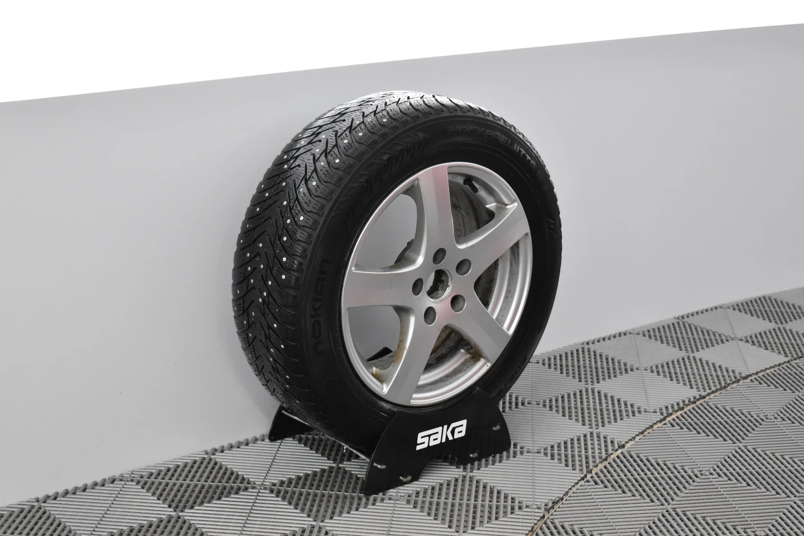 Car Image - 2jbcMh9pxuUbXjbrXkRy8N