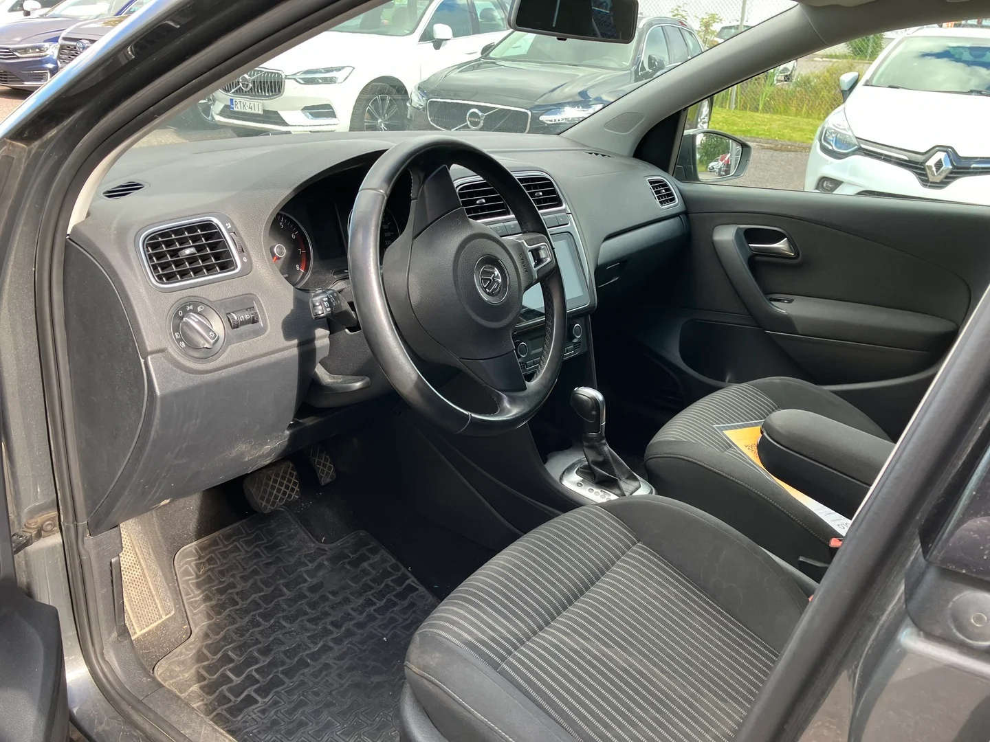 Car Image - 4gq4TyOT7Ta6oLEQcazA2x