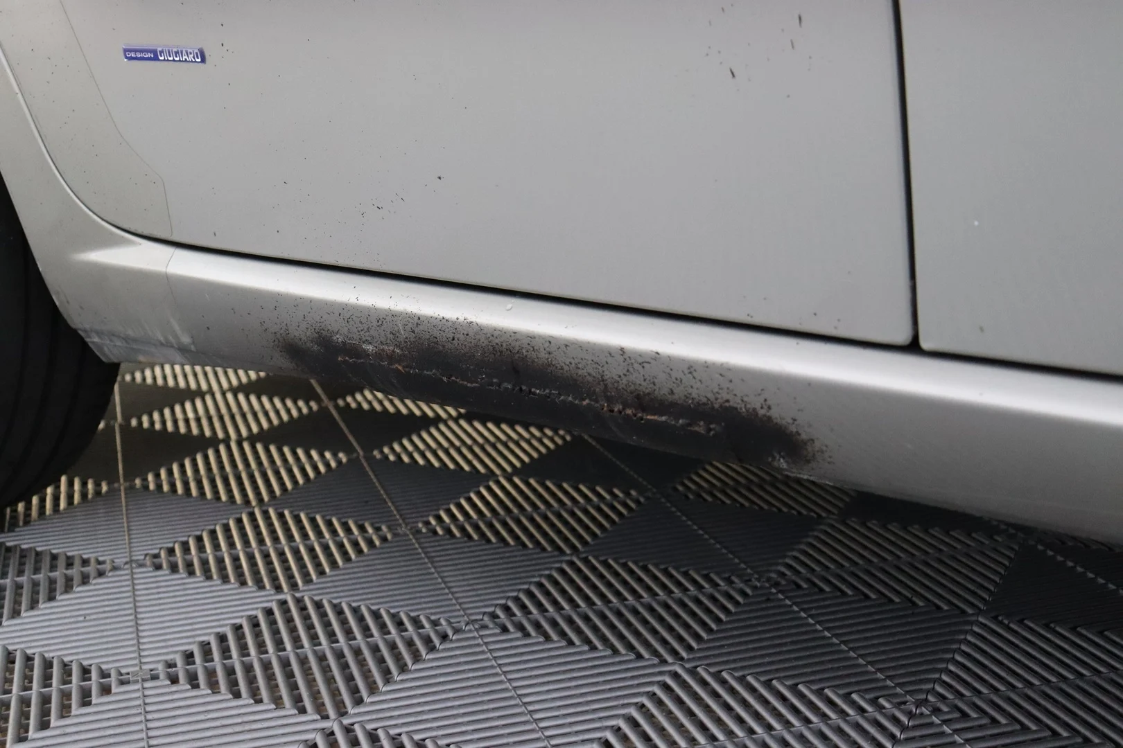 Car Image - 4Xg7SveL33jnlGKe0foV1s