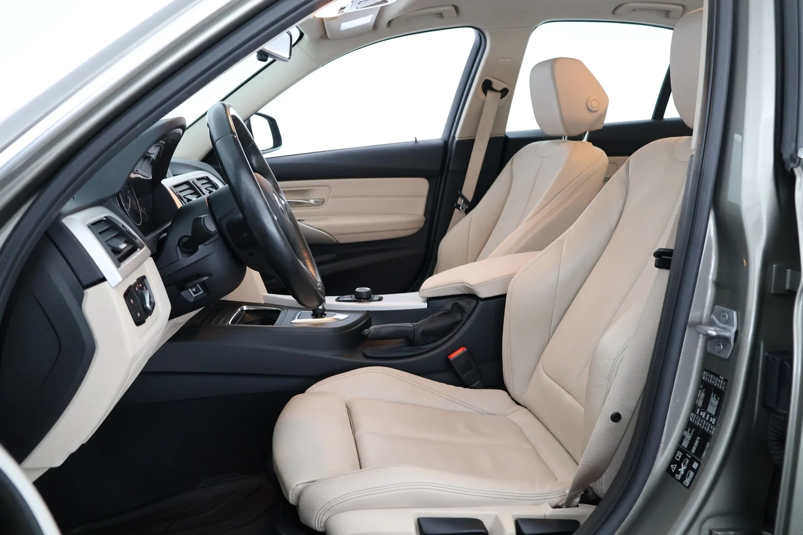 Car Image - 6yn35AYxzEgKTNM6z9IOZO