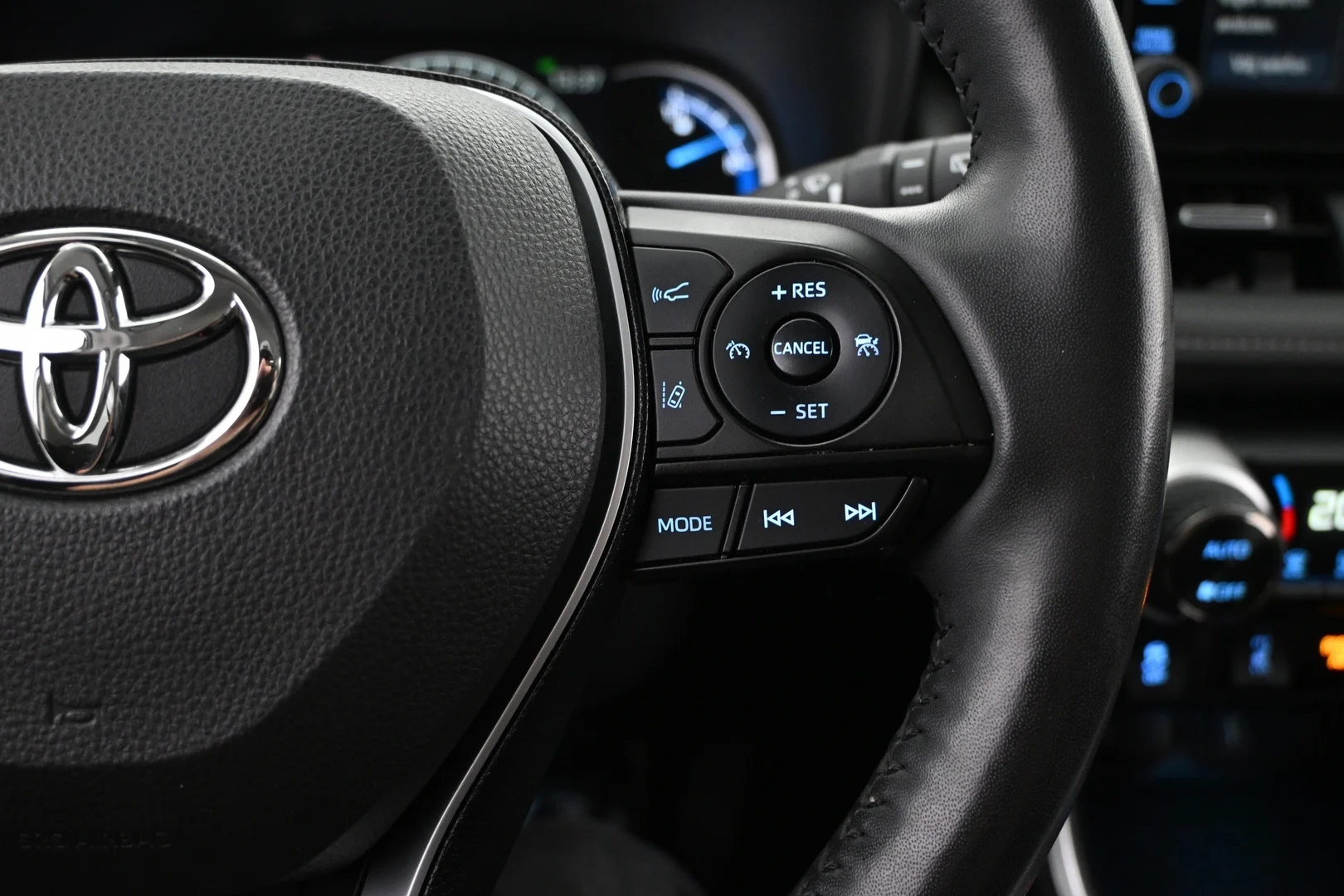 Car Image - 7eFikbmCxU0umpbdTLqzvW