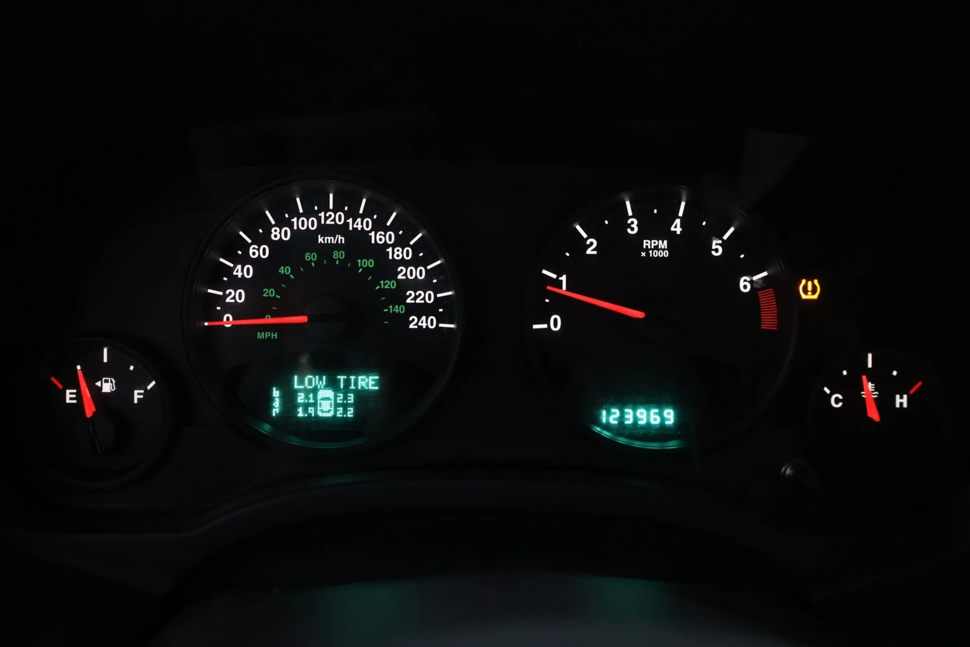 Car Image - 520Wbwq5jXRamzXVoUMx8A